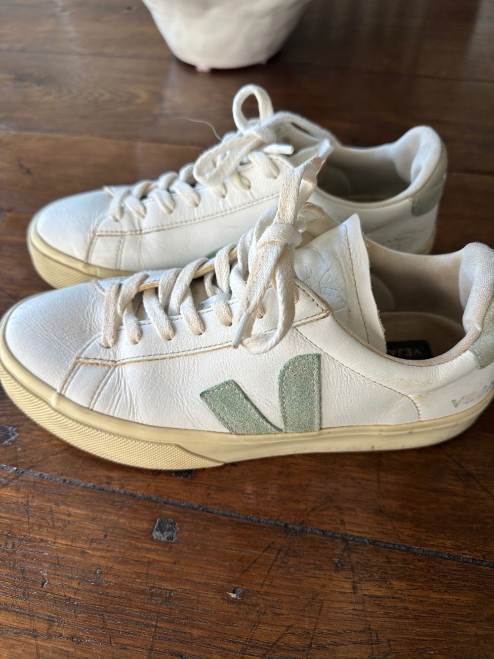 VEJAS tennis shoes woman’s size 8